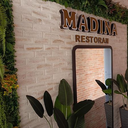 Madina-Zamzam Halal Hotels Group バクー エクステリア 写真