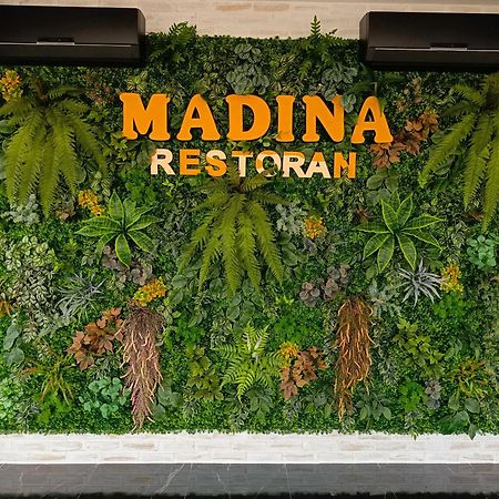 Madina-Zamzam Halal Hotels Group バクー エクステリア 写真
