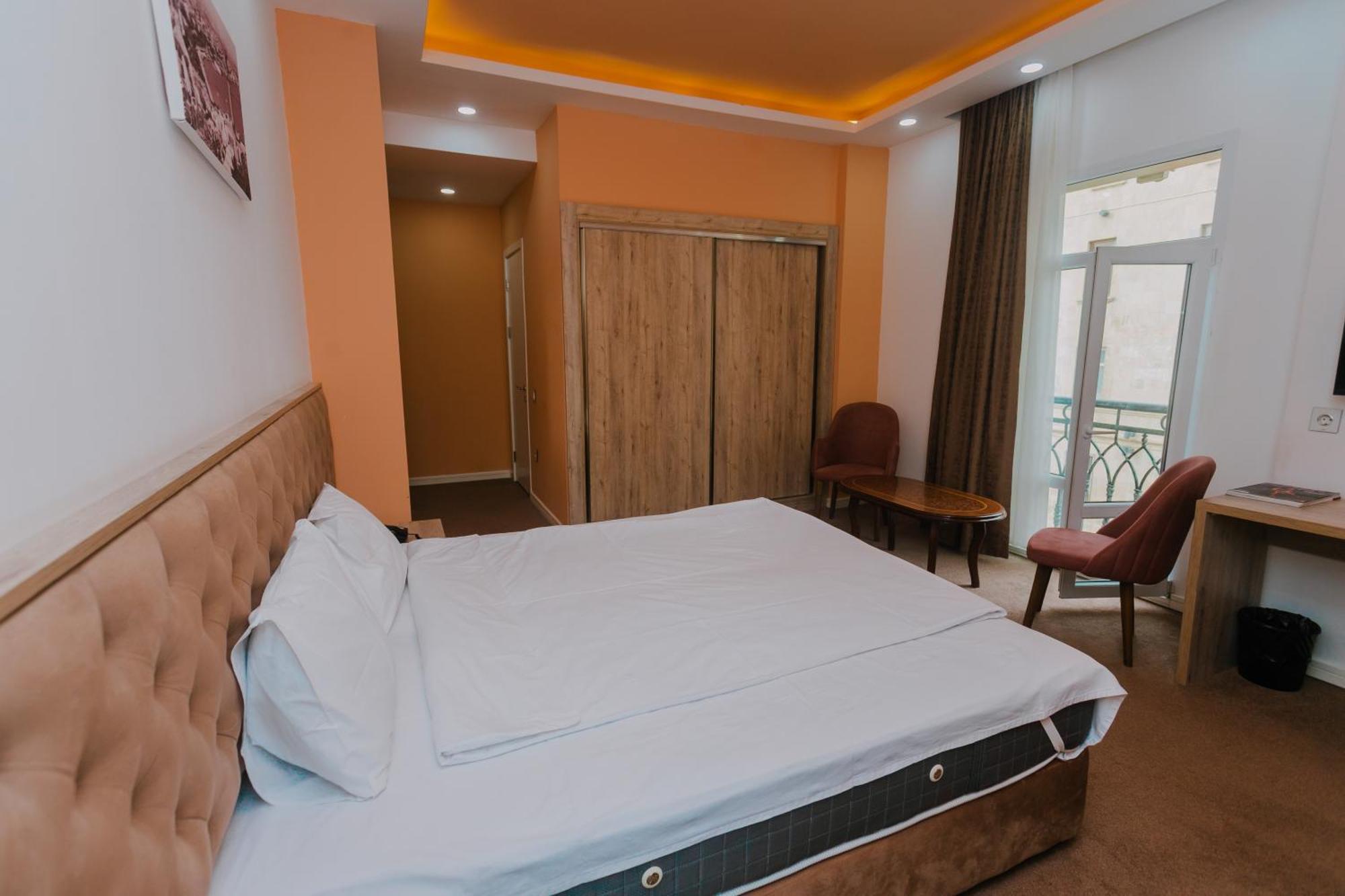 Madina-Zamzam Halal Hotels Group バクー エクステリア 写真