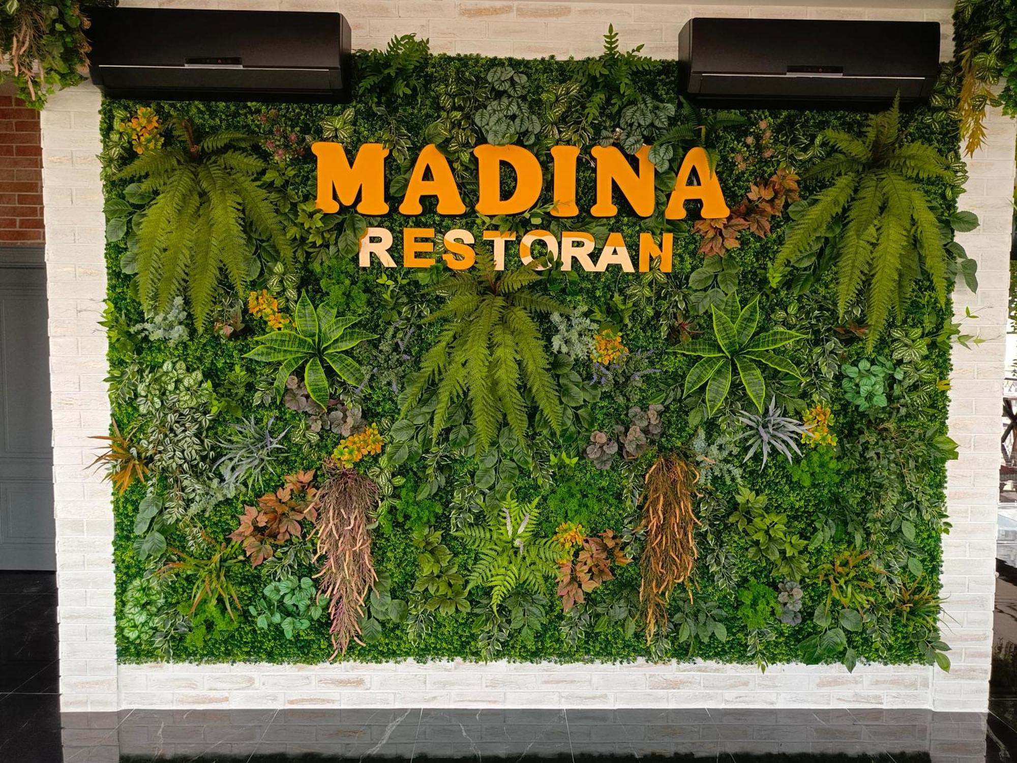 Madina-Zamzam Halal Hotels Group バクー エクステリア 写真